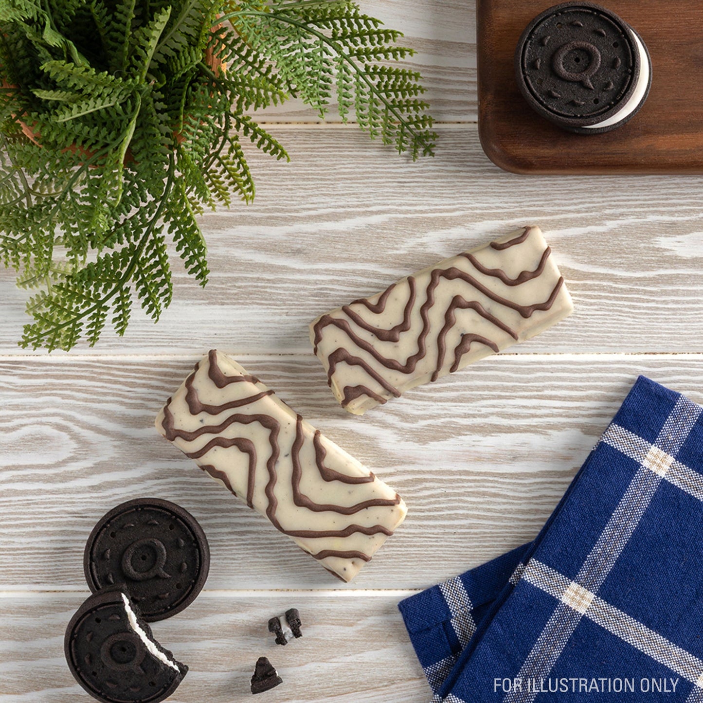 dipped-cookies-and-cream-protein-bars-j3 15807_QN_USA_ProteinBar_CAC_InterimAssetUpdate_Digital-Dipped-ProductCarouselSet_Tabletop2.jpg