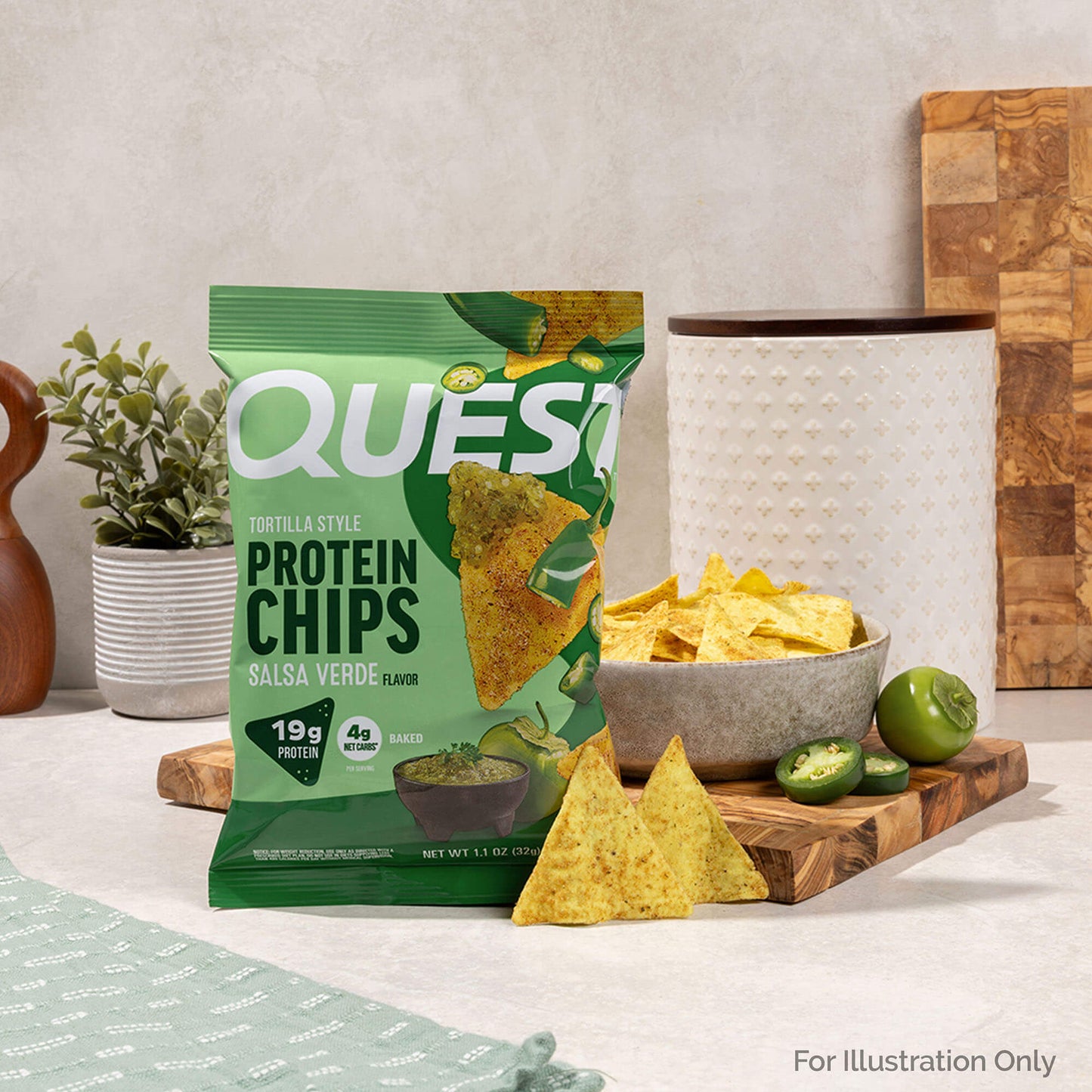 salsa-verde-tortilla-style-protein-chips-d6 qst-016419-salsa-verde-tortilla-style-protein-chips_5.jpg